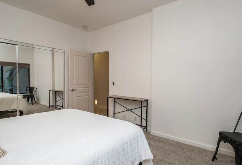 Casa Buenaluxurious Retreat W/2 Masters & Views!