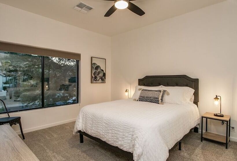 Casa Buenaluxurious Retreat W/2 Masters & Views!