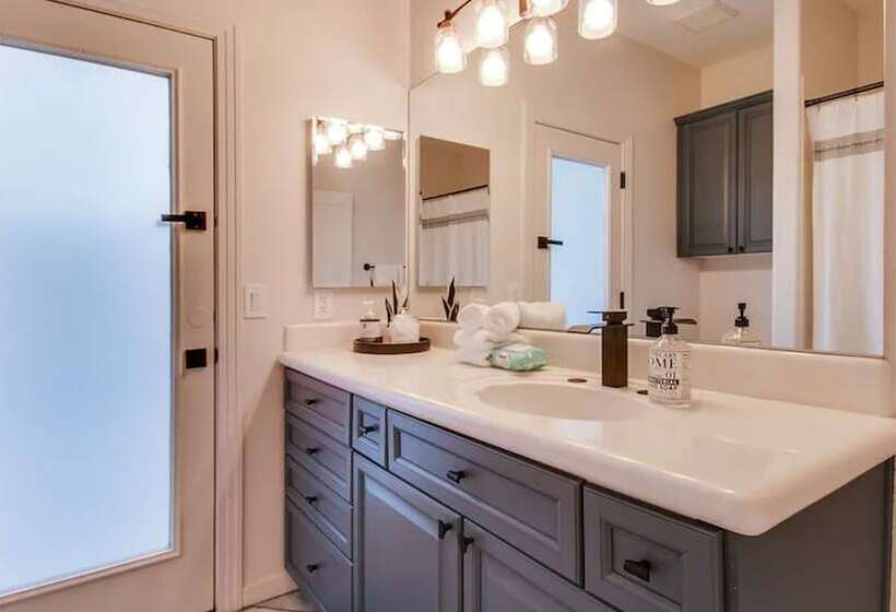 Casa Buenaluxurious Retreat W/2 Masters & Views!