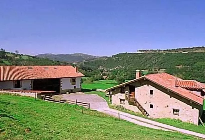 Casas Rurales Primorías   Camijanes