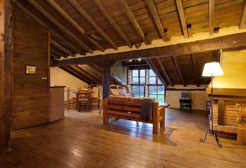 Casas Rurales Primorías   Camijanes