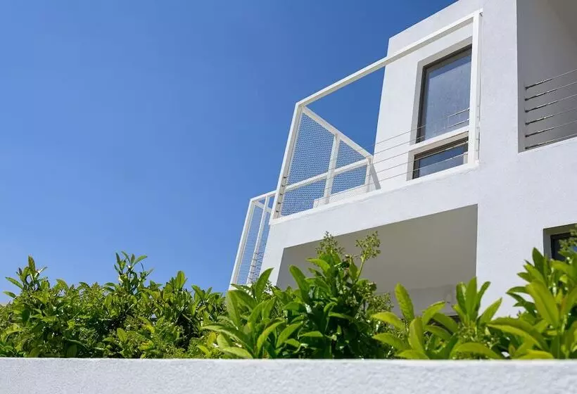 Cubes On The Beach Athens Airport