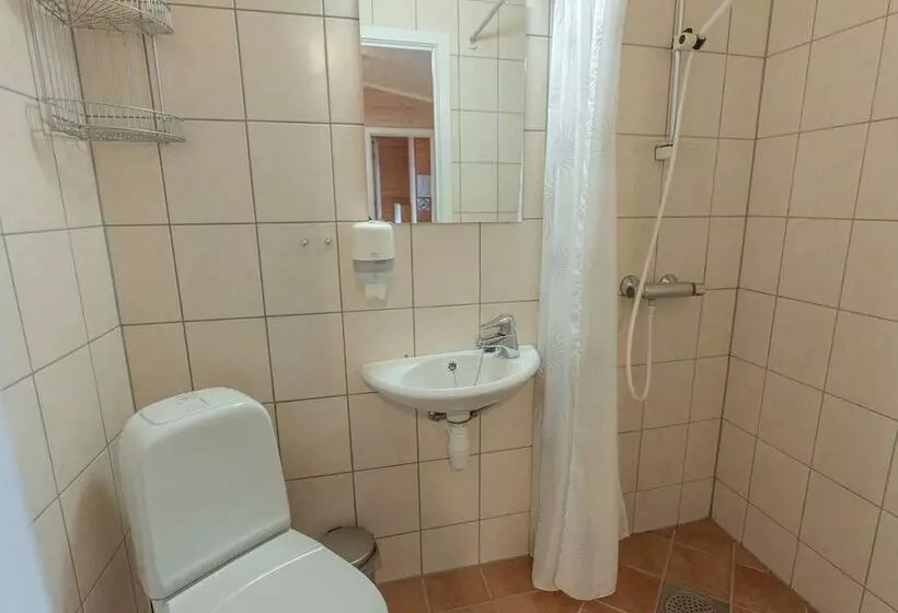 Hotelli Henningsvær Rorbuer