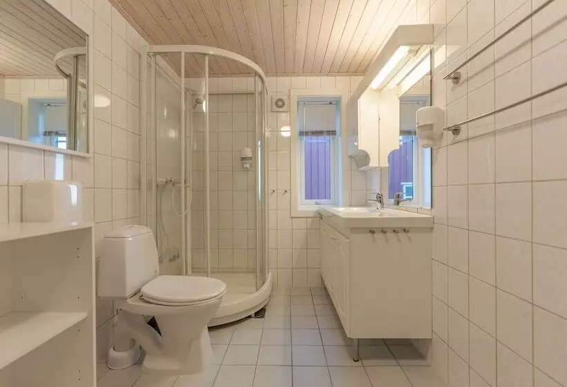 Hotelli Henningsvær Rorbuer