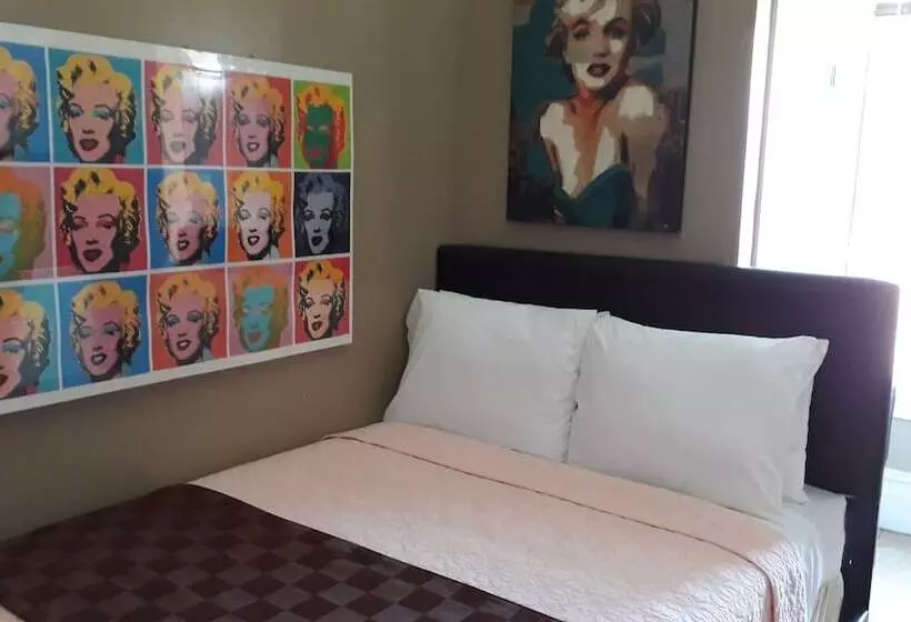 ホテル Historic City View   Suites