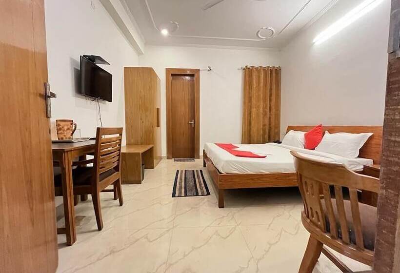 Imperial Hotel Noida