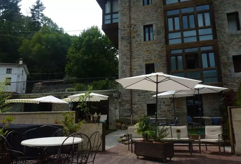 Hotelli Posada 3 Valles