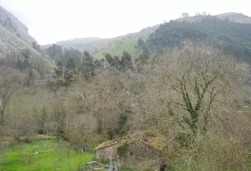 Hotelli Posada 3 Valles