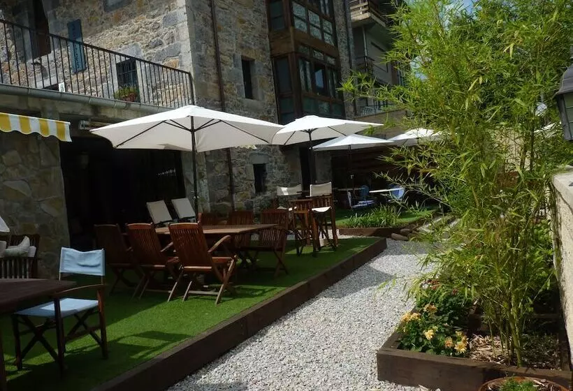 Hotelli Posada 3 Valles