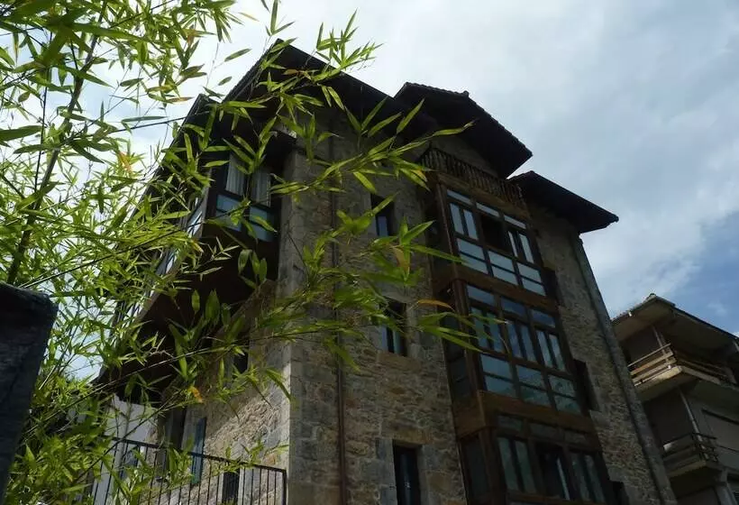 Hotelli Posada 3 Valles