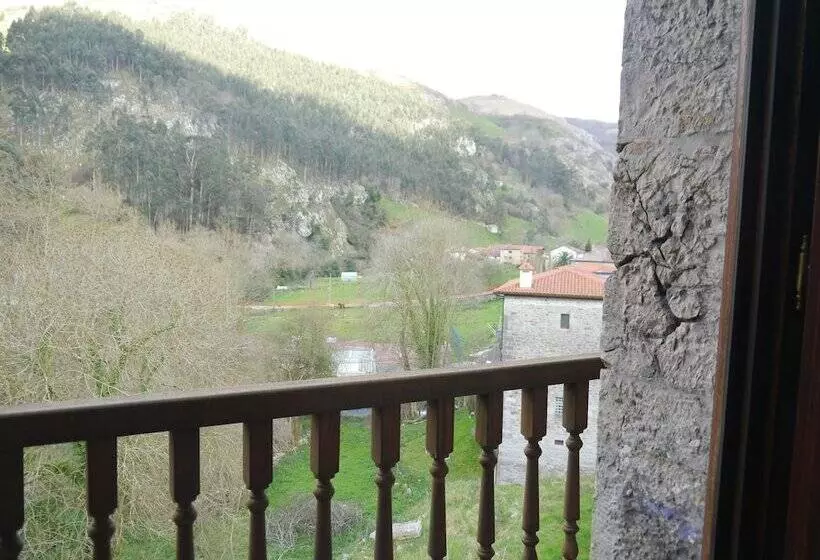 Hotelli Posada 3 Valles