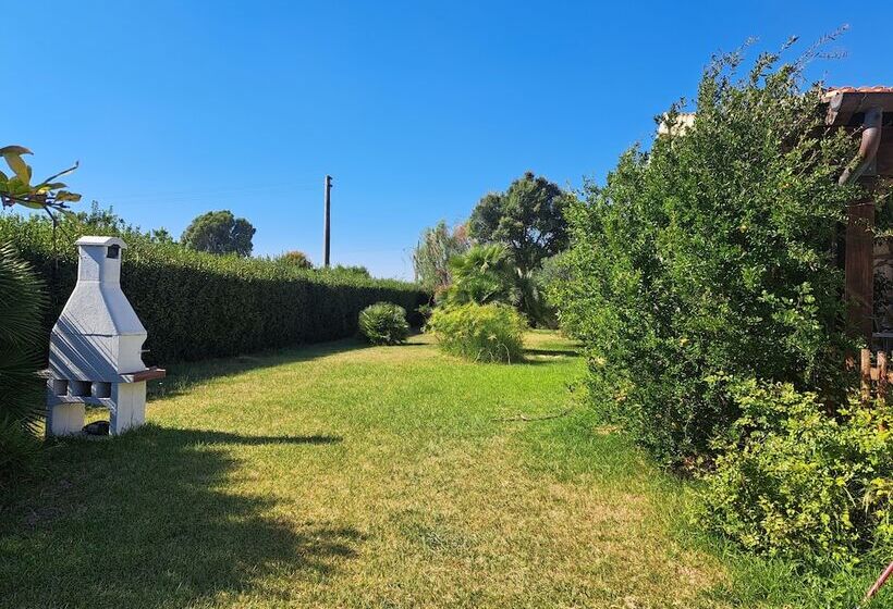 هتل روستایی Agriturismo La Tortorella