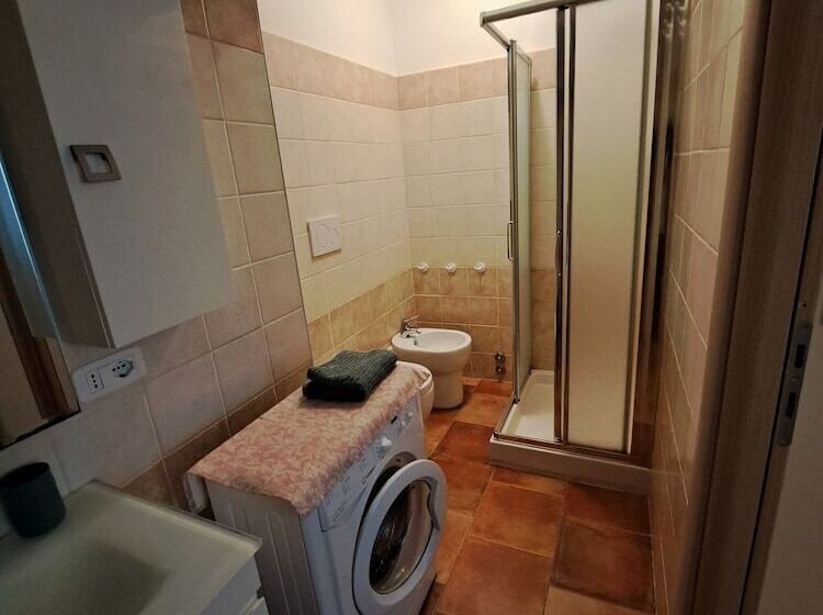 هتل روستایی Agriturismo La Tortorella