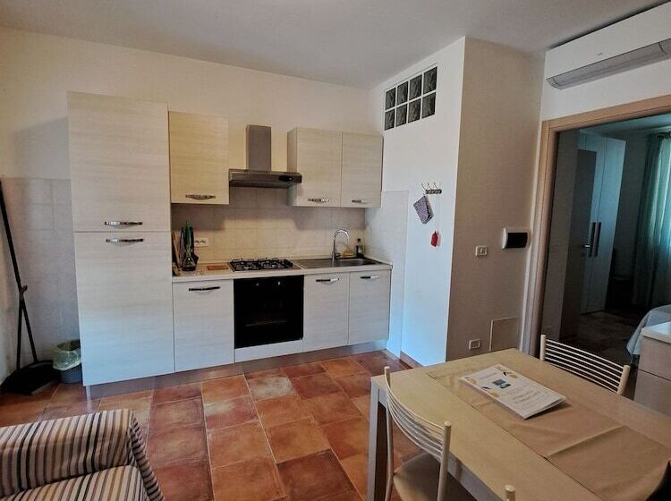 هتل روستایی Agriturismo La Tortorella