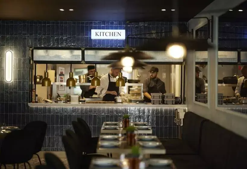 ホテル The Port Square