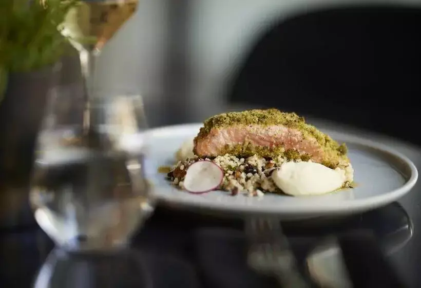 ホテル The Port Square