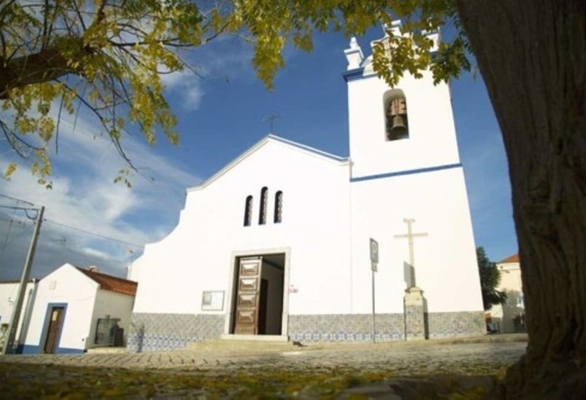 Отель Vermelho Melides Relais & Châteaux