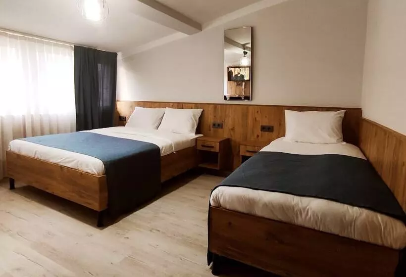 Reyna Otel Taksim