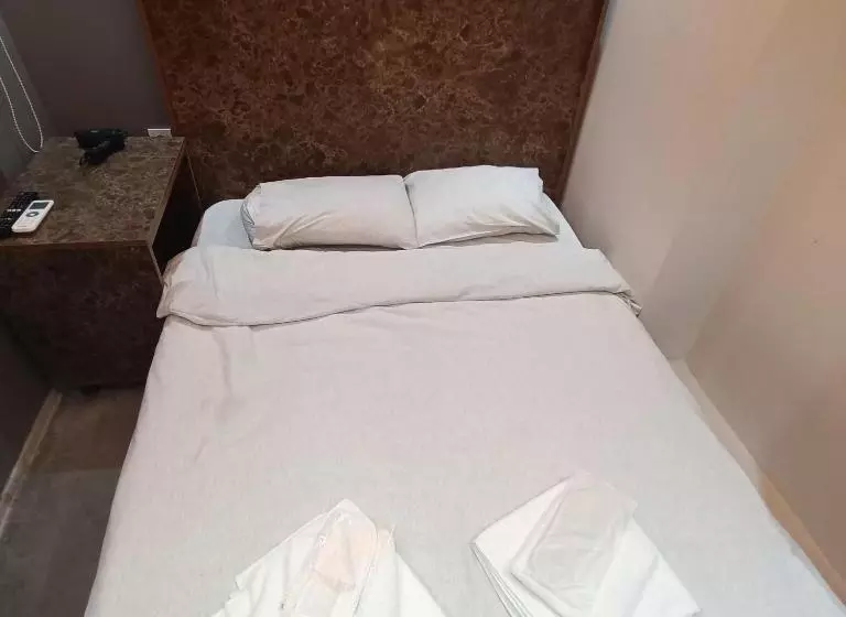 Reyna Otel Taksim