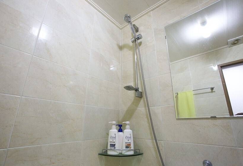 מוטל Noryangjin Healing