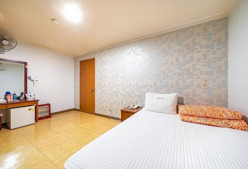 모텔 Ulsan Yeongnam Alps Sandia Oncheon