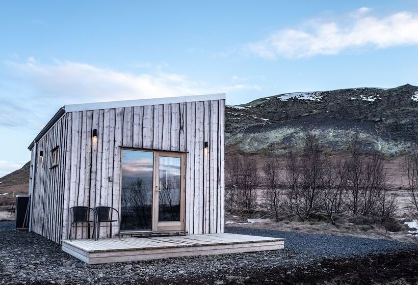 Au44 Cottages   Arngrimslundur