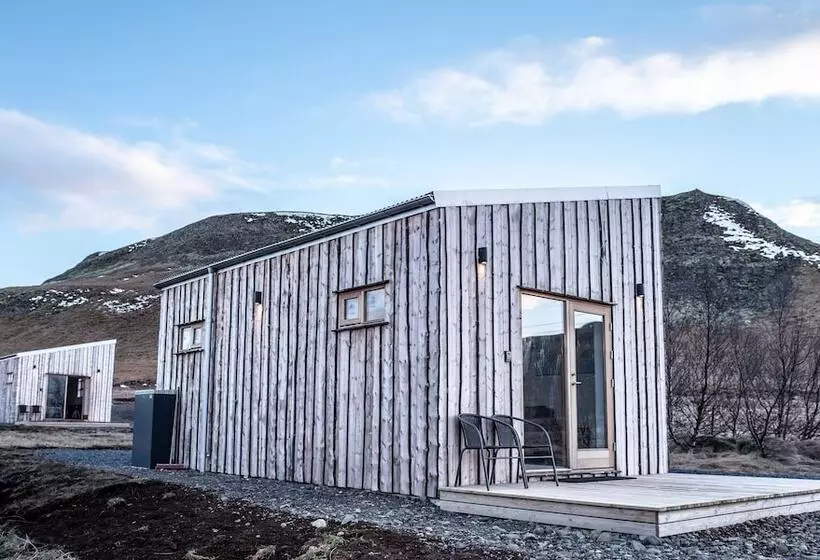 Au44 Cottages   Arngrimslundur