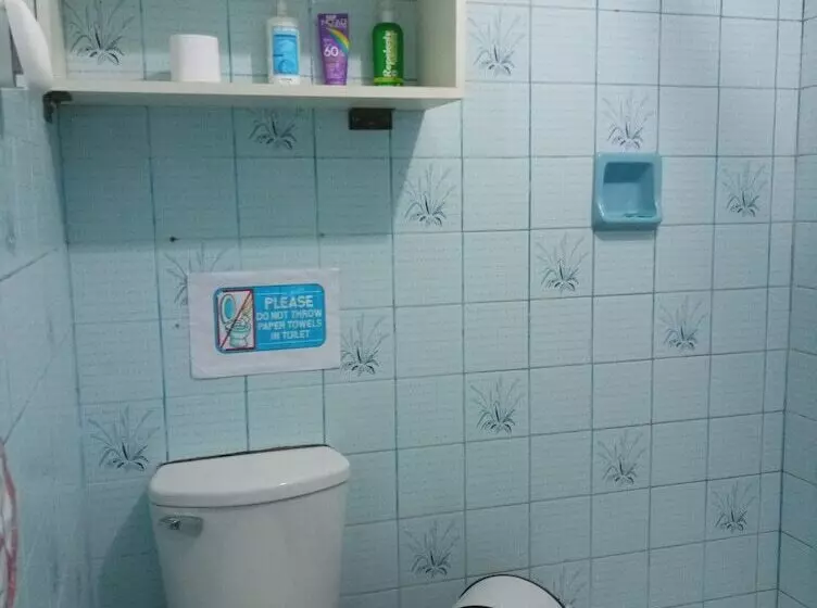 ベッドアンドブレックファースト Callao Backpacker   Adults Only