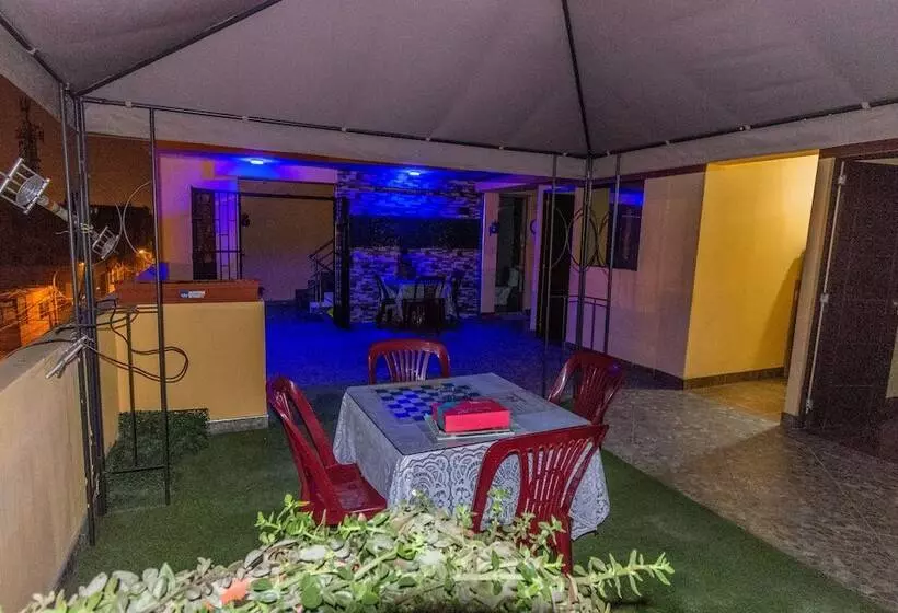 ベッドアンドブレックファースト La Casa Del Viajero   Aeropuerto Lima