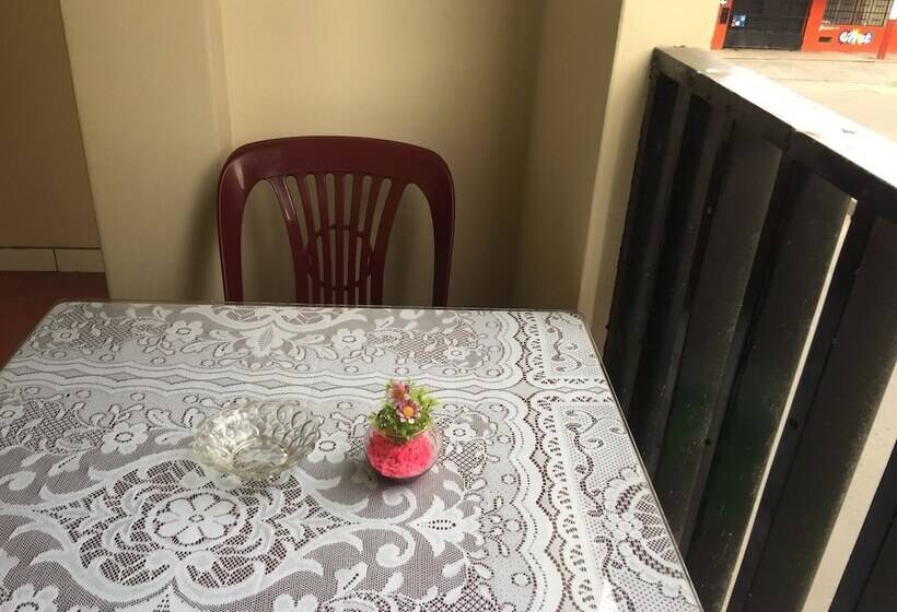 Bed and Breakfast La Casa Del Viajero   Aeropuerto Lima