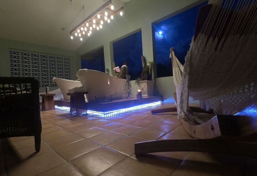 تختخواب و صبحانه Rainforest Inn