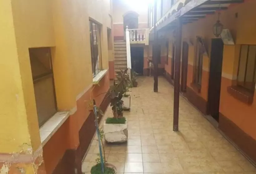 Hostal Toscana