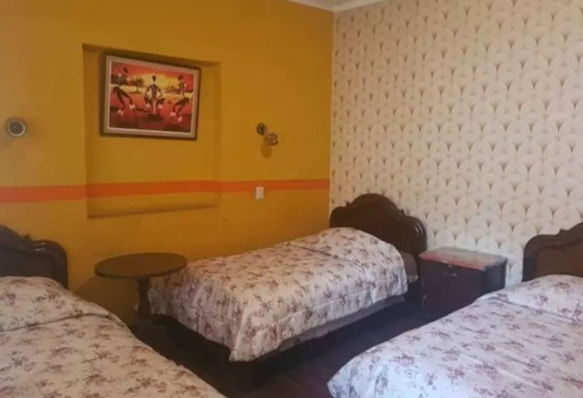 Hostal Toscana