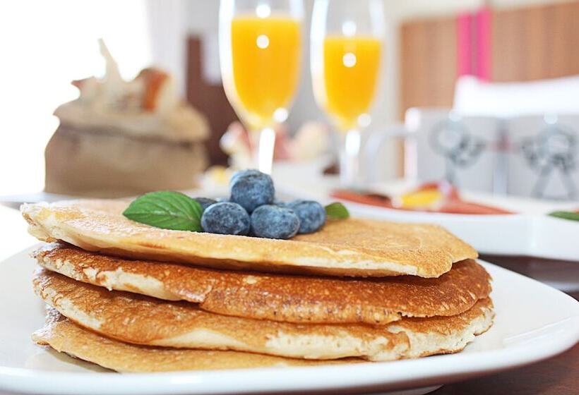 هتل Altus Express