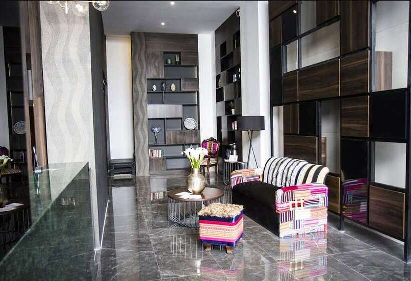 هتل Altus Express