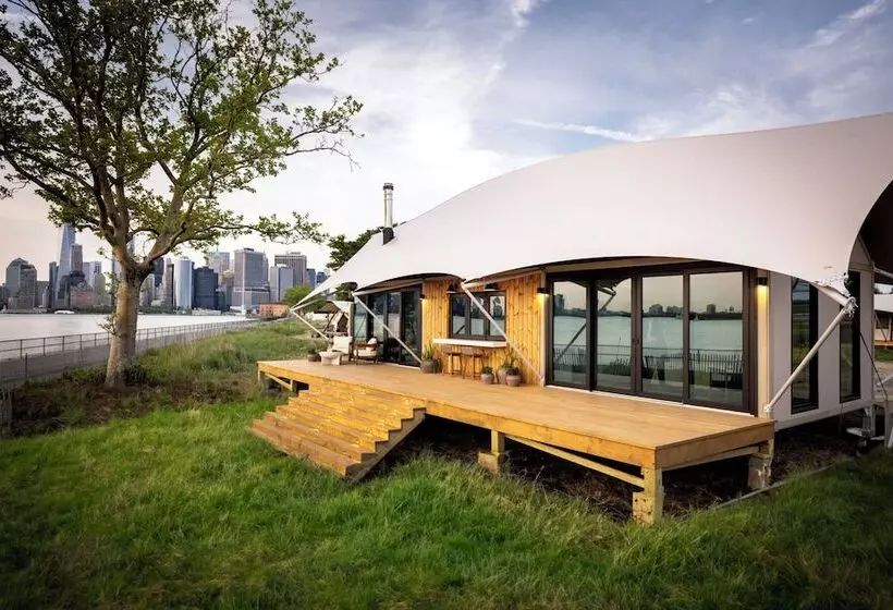 هتل Collective Governors Island