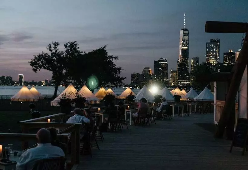 هتل Collective Governors Island