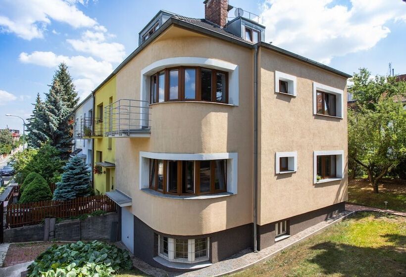 هتل Green Park Apartments