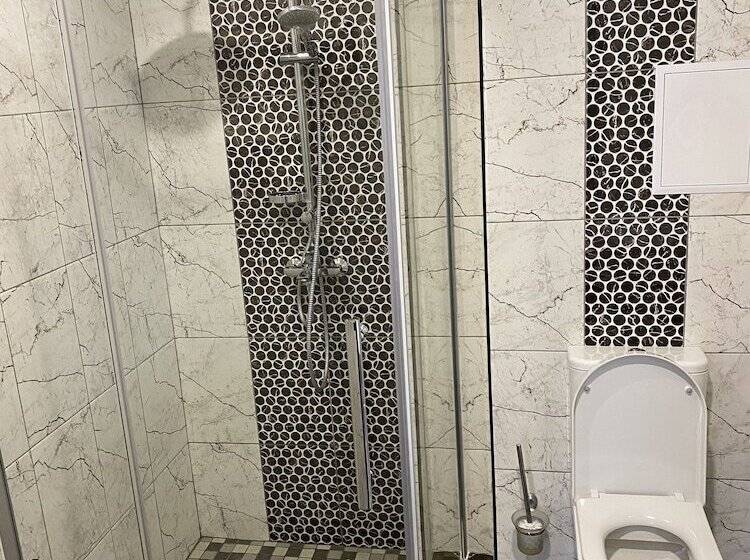 호텔 Koncert Lotos