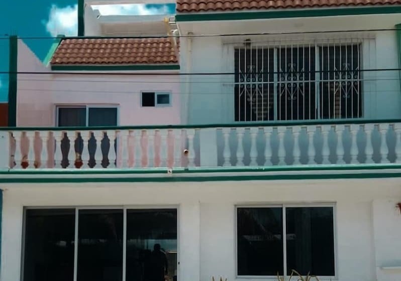 ホテル Nahoch Tatoob Casa De Los Abuelos