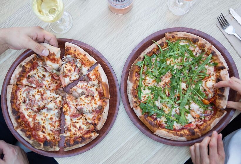 Отель Padstow Park