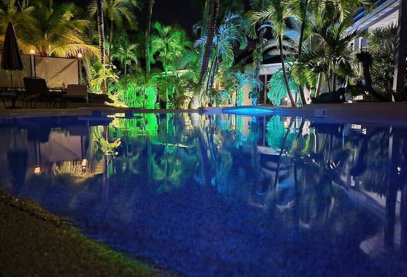 هتل Residence Adam & Eve