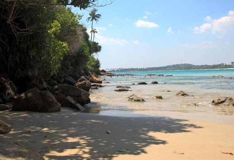 בית מלון כפרי Sea View Clay House Dikwella