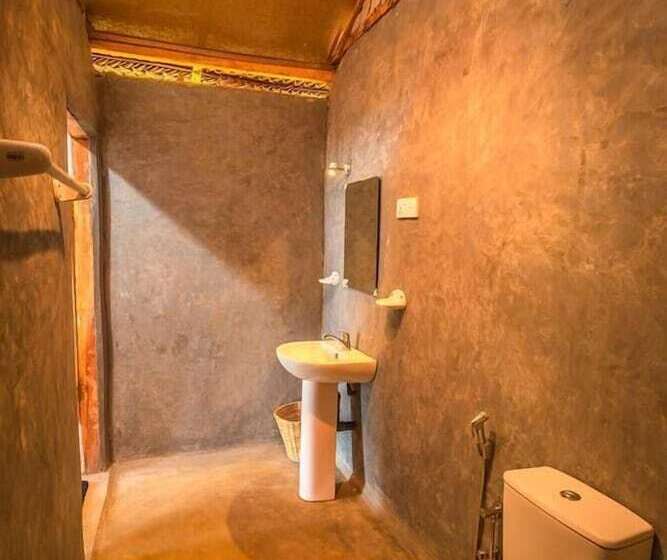 בית מלון כפרי Sea View Clay House Dikwella