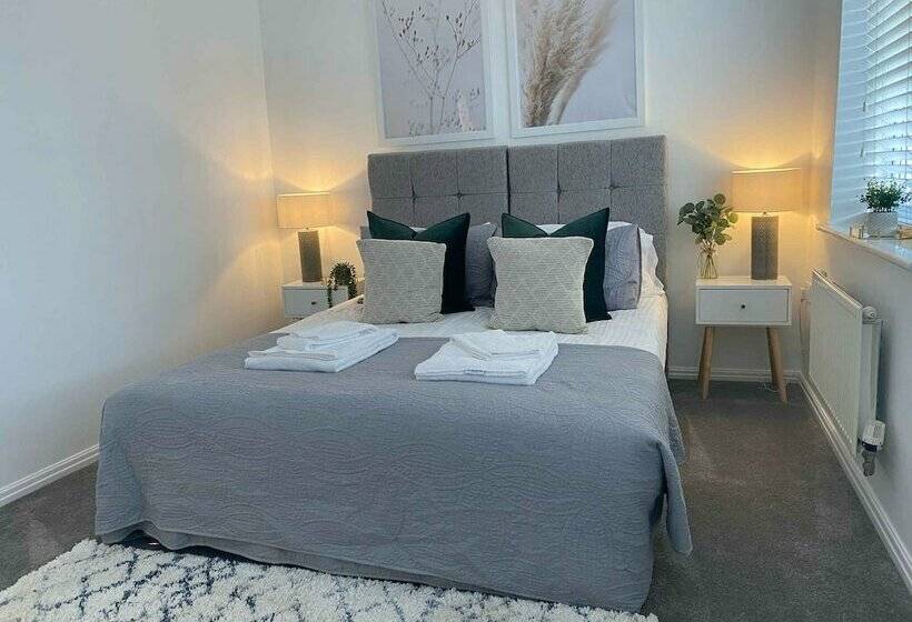 هتل Sutton Heath Lodge