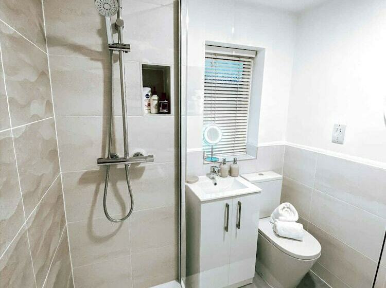 هتل Sutton Heath Lodge