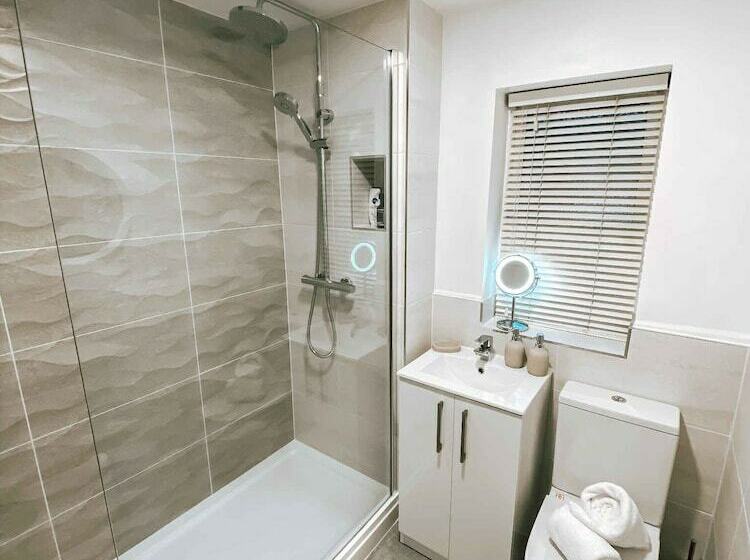 هتل Sutton Heath Lodge