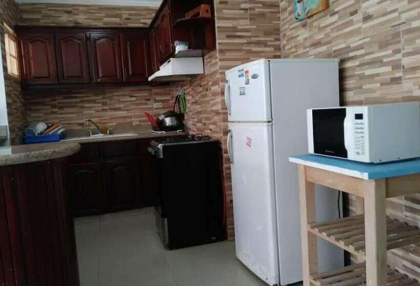 호텔 Sweet Home Stay