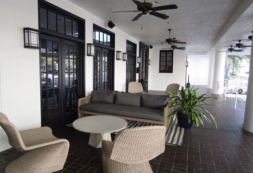 فندق The Exchange