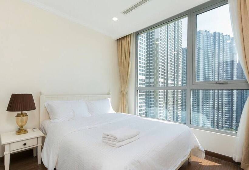 هتل Vinhomes Central Park